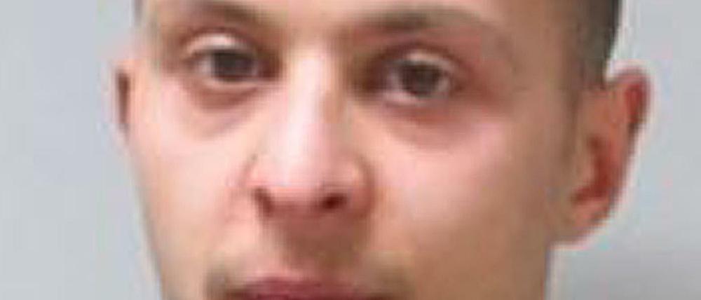 Dieses neue Fahndungsbild von Salah Abdeslam veröffentlichte die belgische Polizei am Dienstag.