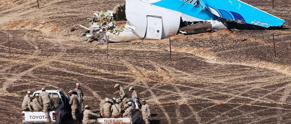 Dieses von russischen Behörden herausgegebene Foto zeigt das Wrack der abgestürzten Metrojet-Maschine.