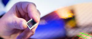 Halbleiter werden unter Anderem für die Herstellung von Computer-Prozessoren benötigt.