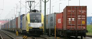 Viele Anwohner stört der Lärm der nächtlichen Güterzüge.