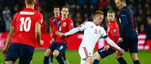 Laszlo Kleinheisler (Mitte) traf zum 1:0 für Ungarn.