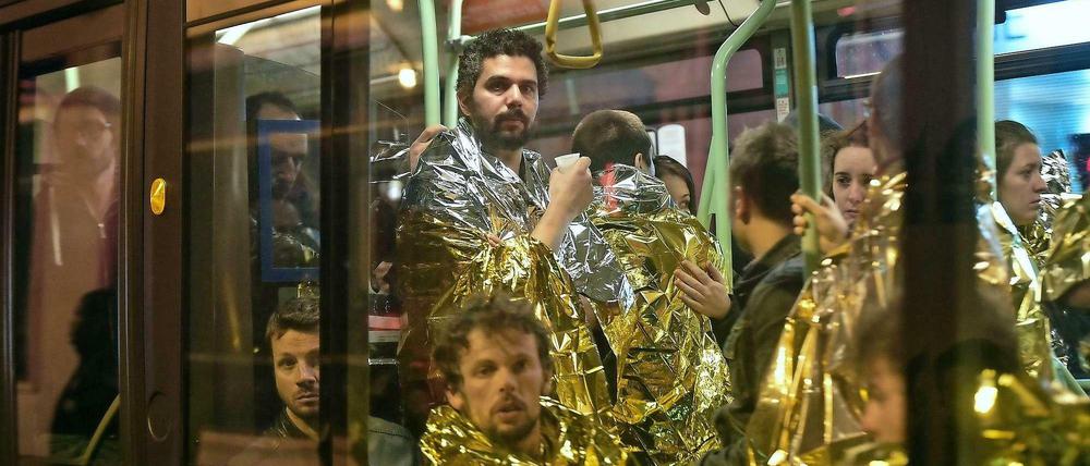 Erstarrt. Im Interview sagt der Traumatologe Christian Lüdke, warum Erstarren jetzt das Schlimmste wäre und wie man es verhindern kann.