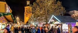 Bald erstrahlt die Spandauer Altstadt wieder im festlichen Glanz.
