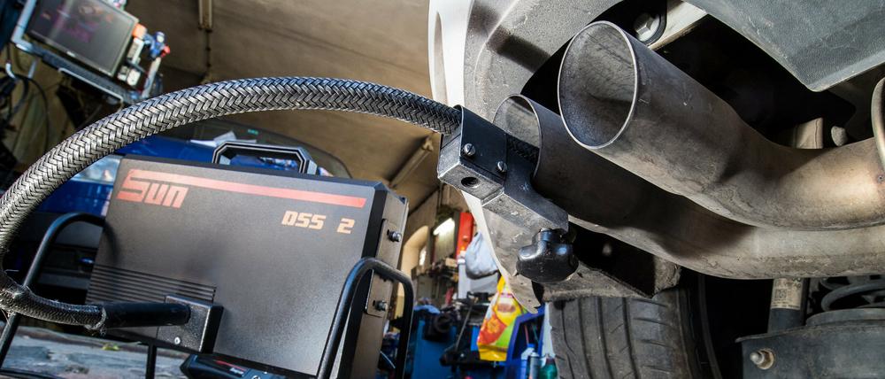 Offenbar sind nicht nur Diesel-Fahrzeuge von Volkswagen von Manipulationen betroffen.