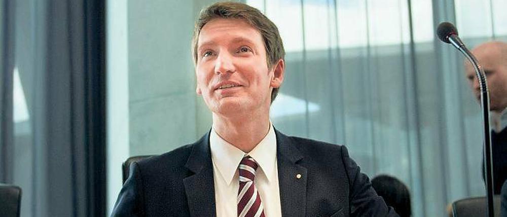 Suche nach Wahrheit. Der NSA-Untersuchungsausschuss, das Bild zeigt den Vorsitzenden Patrick Sensburg (CDU), erhofft sich eine Klärung der Rolle des BND. Foto: imago
