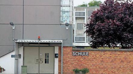 Lernen hinter Gittern. Der Schulleiter der JVA Tegel wurde suspendiert.
