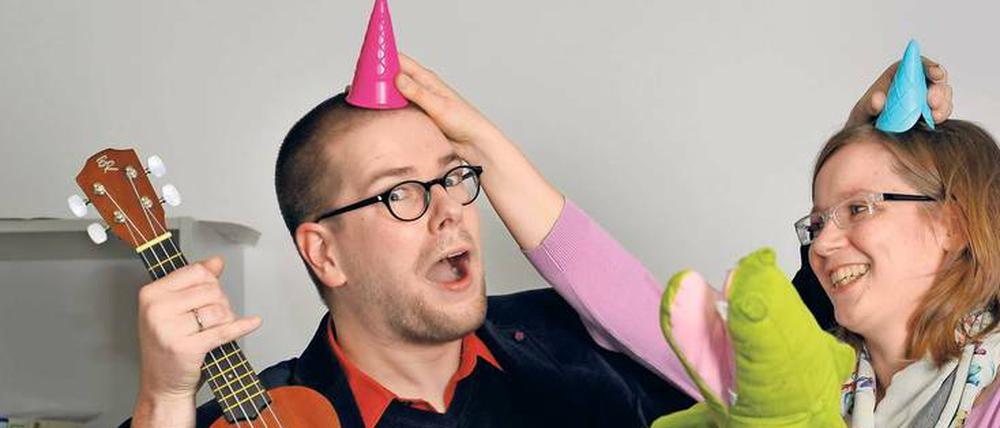 Hütchenspiel. Johannes Schneider hat in der Elternzeit Musikvideos gedreht, Karin Christmann hat außer der Babypflege einfach mal gar nichts gemacht.