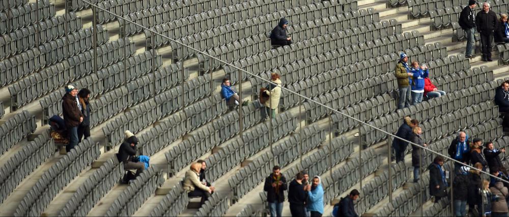 Dieses Foto ist nicht repräsentativ. Statistisch gesehen war am Sonntag im Olympiastadion jeder zweite Sitz belegt.