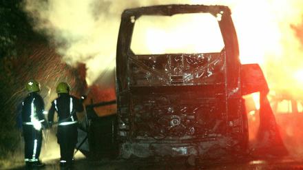 In Mexiko ist ein Reisebus mit einem Auto zusammengestoßen. Mindestens 24 Menschen kamen ums Leben. 