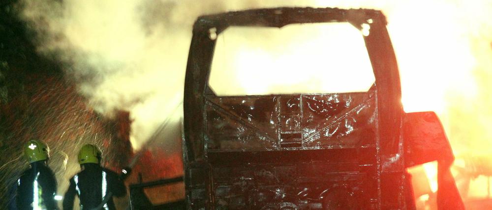 In Mexiko ist ein Reisebus mit einem Auto zusammengestoßen. Mindestens 24 Menschen kamen ums Leben. 