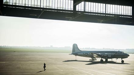 Platz genug? Das Vorfeld des ehemaligen Flughafen Tempelhof ist 230 Hektar groß.