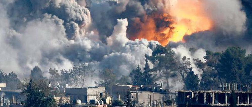 Die syrische Stadt Kobane nach einem Luftangriff im Oktober 2014.