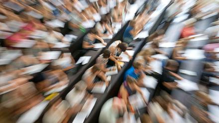 So viel wie noch nie. Fast 2,8 Millionen studieren in Deutschland.