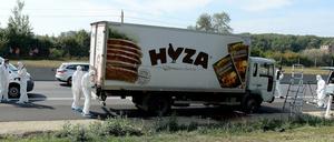 Nachdem im Sommer 71 Flüchtlinge in einem Lkw in Österreich erstickt sind, ist nun der der Ermittlungsbericht da.