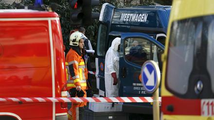 Ein Päckchen mit verdächtigem weißen Pulver hat am Eingang der Großen Moschee in Brüssel einen Großeinsatz ausgelöst. Grund: Verdacht auf Anthrax.