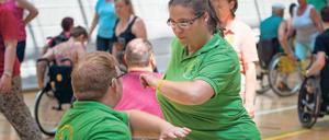 Im Gleichklang. Spenden der Tagesspiegel-Leser machten auch die „Dance Days Berlin“ von Mit-Mensch e.V. in der Max-Schmeling-Halle im Juli möglich. Das Event war so beliebt, dass barrierefreie Hotelzimmer und Flächen für Workshops nicht ausreichten. 