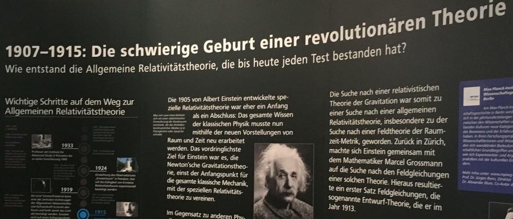 Eine Ausstellung in der Berliner Urania widmet sich der Relativitätstheorie und ihren Wurzeln.