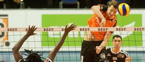 Robert Kromm (2. v. r.) spielt normalerweise für die BR Volleys. Nun kehrt er zurück ins Volleyball-Nationalteam.