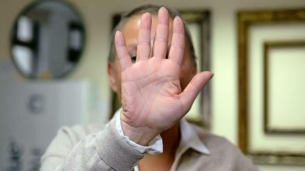 Wem gehört diese Hand? 