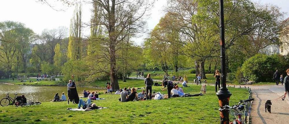 Alte Liebe Lietzensee. Ein Idyll in Charlottenburg. 
