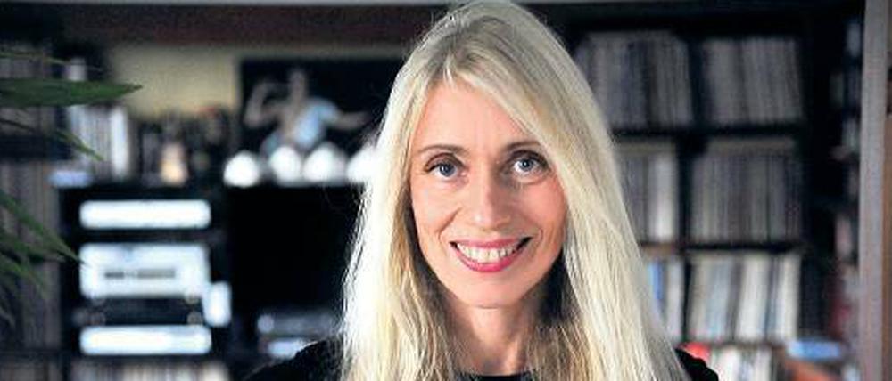 Nur für Erwachsene? Anja Caspary ist seit 1997, von Beginn an, bei Radio Eins als Moderatorin dabei. Mit 50 hat sie nun ihren ersten festen Job angenommen.