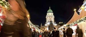 Alles gut, oder? Ob er sich zwischen den Buden am Gendarmenmarkt so sicher fühlt wie in den Vorjahren, muss jeder für sich entscheiden.