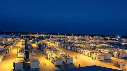 An der Grenze. Das Flüchtlingscamp Harran im Südosten der Türkei ist nur eines von vielen Auffangbecken für notleidende Syrer.