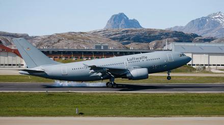 Ein Bundswehr-Tankflugzeug Airbus 310 MRTT, das in Syrien zum Einsatz kommen könnte - hier auf einem norwegischen Luftlandeplatz während einer Nato-Übung. 