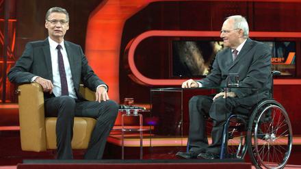 Solo für zwei: Günther Jauch begrüßte in seinem letzten ARD-Talk Bundesfinanzminister Wolfgang Schäuble als einzigen Gast.