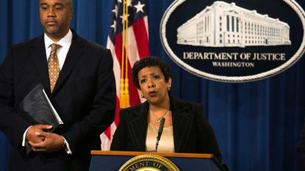 US-Justizministerin Loretta Lynch spricht bei einer Pressekonferenz über die Verhaftungen bei der Fifa.