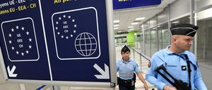 Innereuropäische Grenzkontrollen: Bis zu zwei Jahren kann das Schengen-Abkommen theoretisch ausgesetzt werden.