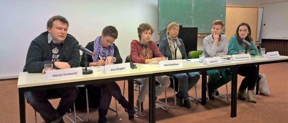 Das Podium bei der Diskussion im Osteuropa-Institut der FU.
