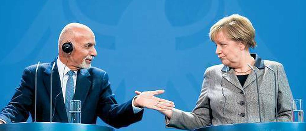 Afghanistans Präsident Ashraf Ghani sprach in Berlin Kanzlerin Angela Merkel (CDU).