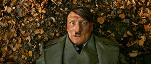 Ist dieser Mann nur noch als Filmpersiflage ("Er ist wieder da") interessant, ist der Nationalsozialismus nicht mehr wichtiger Bezugspunkt der Geschichte der Gegenwart?