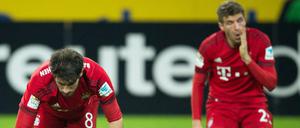 Die Bayern am Boden. Sieht man ja auch nicht alle Tage.