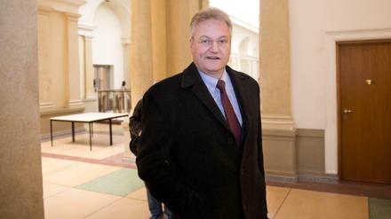 BER-Technikchef Jörg Marks kommt am 04.12.2015 in Berlin zur Sitzung des Untersuchungsausschusses zum neuen Hauptstadtflughafen.