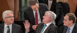Die Regierungschefs Kretschmann (Baden-Württemberg), Sieling (Bremen), Seehofer (Bayern) und Müller (Berlin).