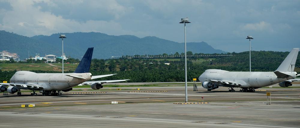 Die Besitzer dieser Maschinen auf dem Airport in Kuala Lumpur mögen sich bitte melden.