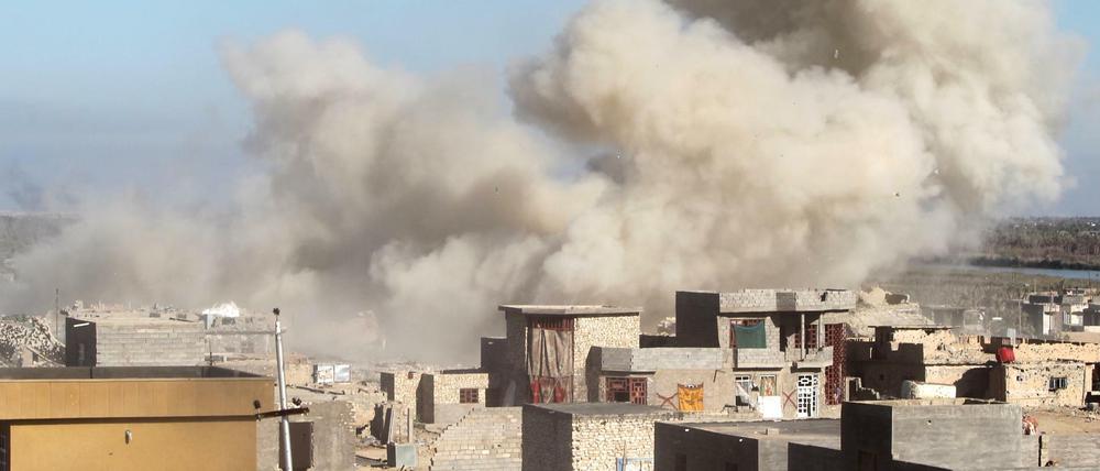 Schläge gegen den IS in der Nähe der irakischen Stadt Ramadi.