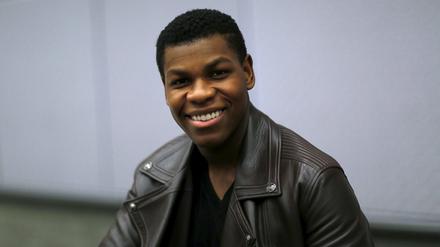 John Boyega ist einer der Hauptcharaktere des neuen Star-Wars-Films "Das Erwachen der Macht". Auf dem Filmplakat in China wird er versteckt. 