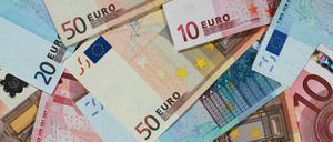 Auch wenn die Zahl der Deutschen steigt, die einen Job haben, ist das Vermögen noch immer sehr ungleich verteilt.