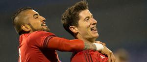 Kaum zu halten. Robert Lewandowski (r.) traf in Zagreb mal wieder doppelt.
