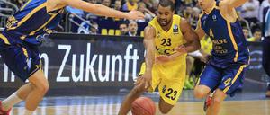 Unter Druck. Jordan Taylor, hier im Hinspiel gegen Canaria, erwartet am Mittwochabend eine schwere Aufgabe.