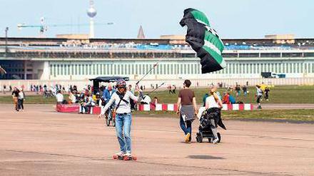 Vorsicht, Drache! Surfer brauchen mehr Platz als andere. 