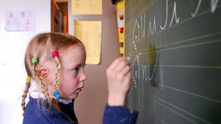 Der Kita-Besuch ist vor allem dann entscheidend für den späteren Schulerfolg, wenn die Eltern mangels eigener Bildung ihr Kind nicht fördern können. 