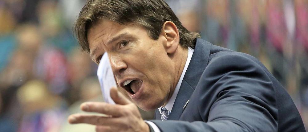 Ein lauteres Jahr in Berlin ist vorbei. Eisbären-Trainer Uwe Krupp.