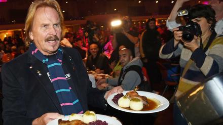 Mahlzeit! Zander gibt einen aus.