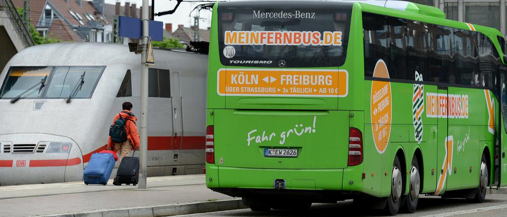 Zwei Fahrzeuge - ein Ticket? MeinFernbus Flixbus stellt Kooperationen in Österreich und Tschechien in Aussicht.
