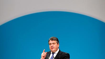 Über wie viel Autorität verfügt Sigmar Gabriel, Vorsitzender der SPD, nach dem demütigenden Ergebnis bei seiner Wiederwahl noch?