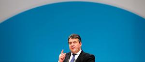 Über wie viel Autorität verfügt Sigmar Gabriel, Vorsitzender der SPD, nach dem demütigenden Ergebnis bei seiner Wiederwahl noch? 